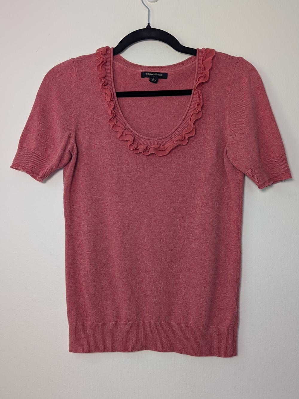 Banana Republic Women Pink Ruffle Scoop Neck Short Sleeve Knit Sweater Size XS